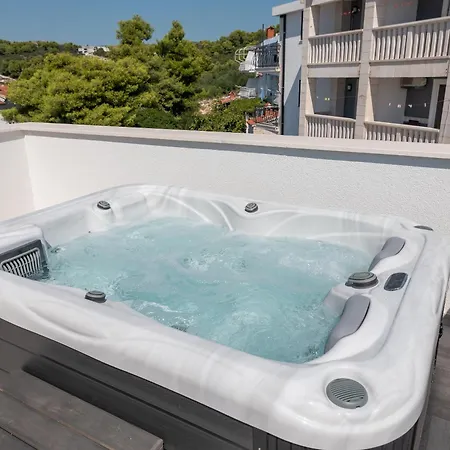 Apartment Ap. No. 6 - Sea Breeze *