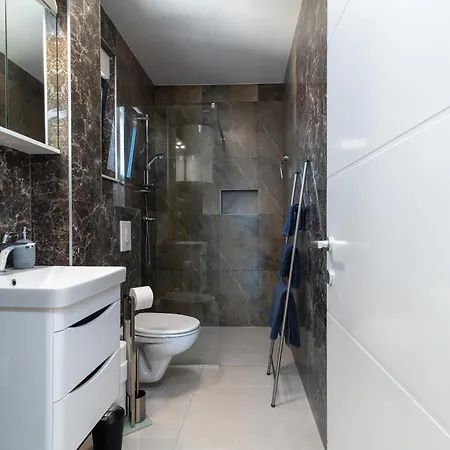 Ap. No. 6 - Sea Breeze Apartment