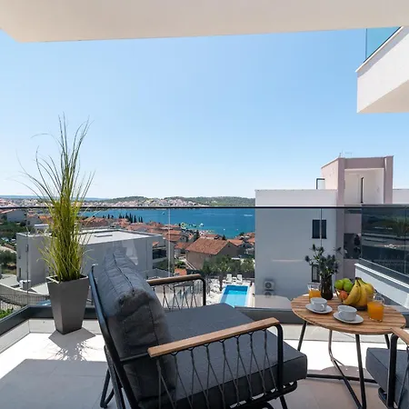 Ap. No. 6 - Sea Breeze Apartment